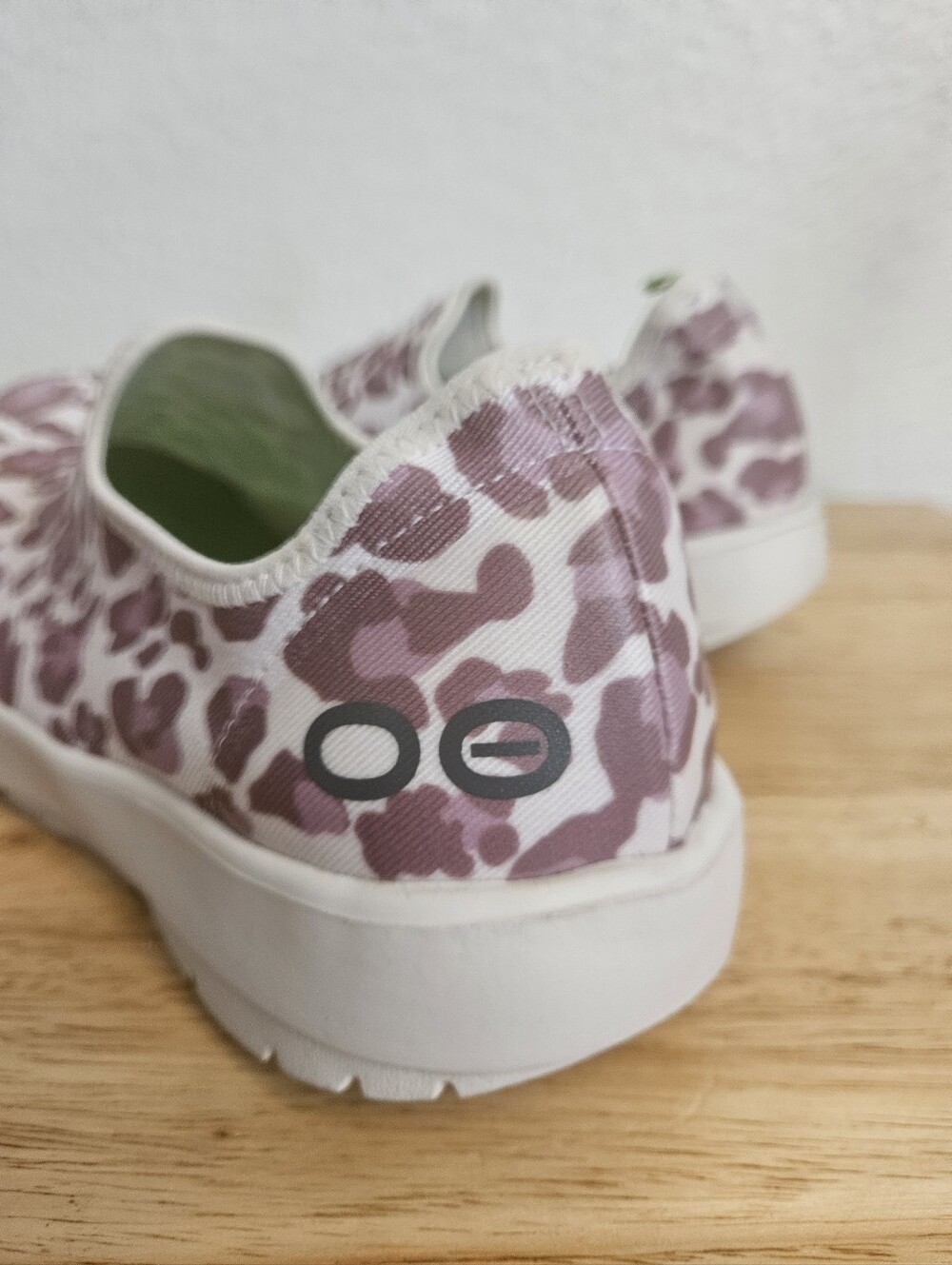 Oofs Oomgzee Low Womens Shies Size 9 - Picture 5 of 15